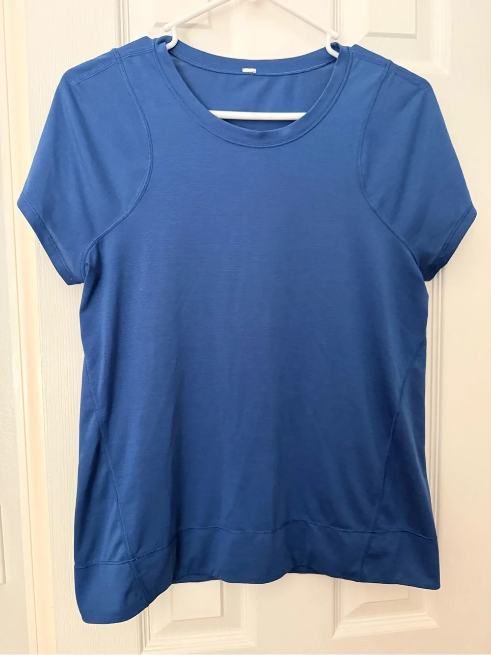 Blue Women’s Short Sleeve Crewneck Top